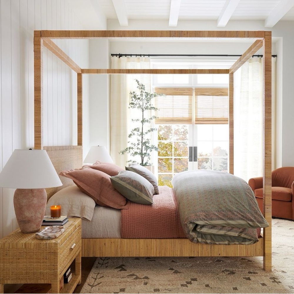 CRATE & BARREL copper plaza coverlet light cotton quilt